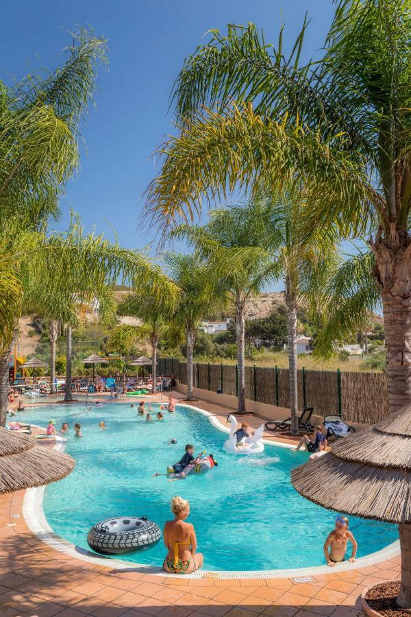 Luz Casas- Bayluz Apart,Pool,Beach, Tennis, Wifi,Aircon Екстер'єр фото